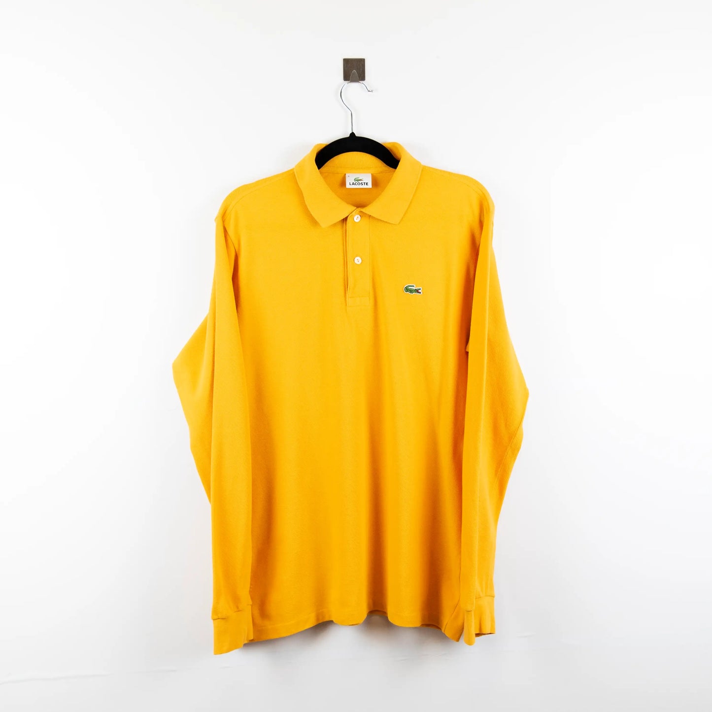 Polo con logo - M