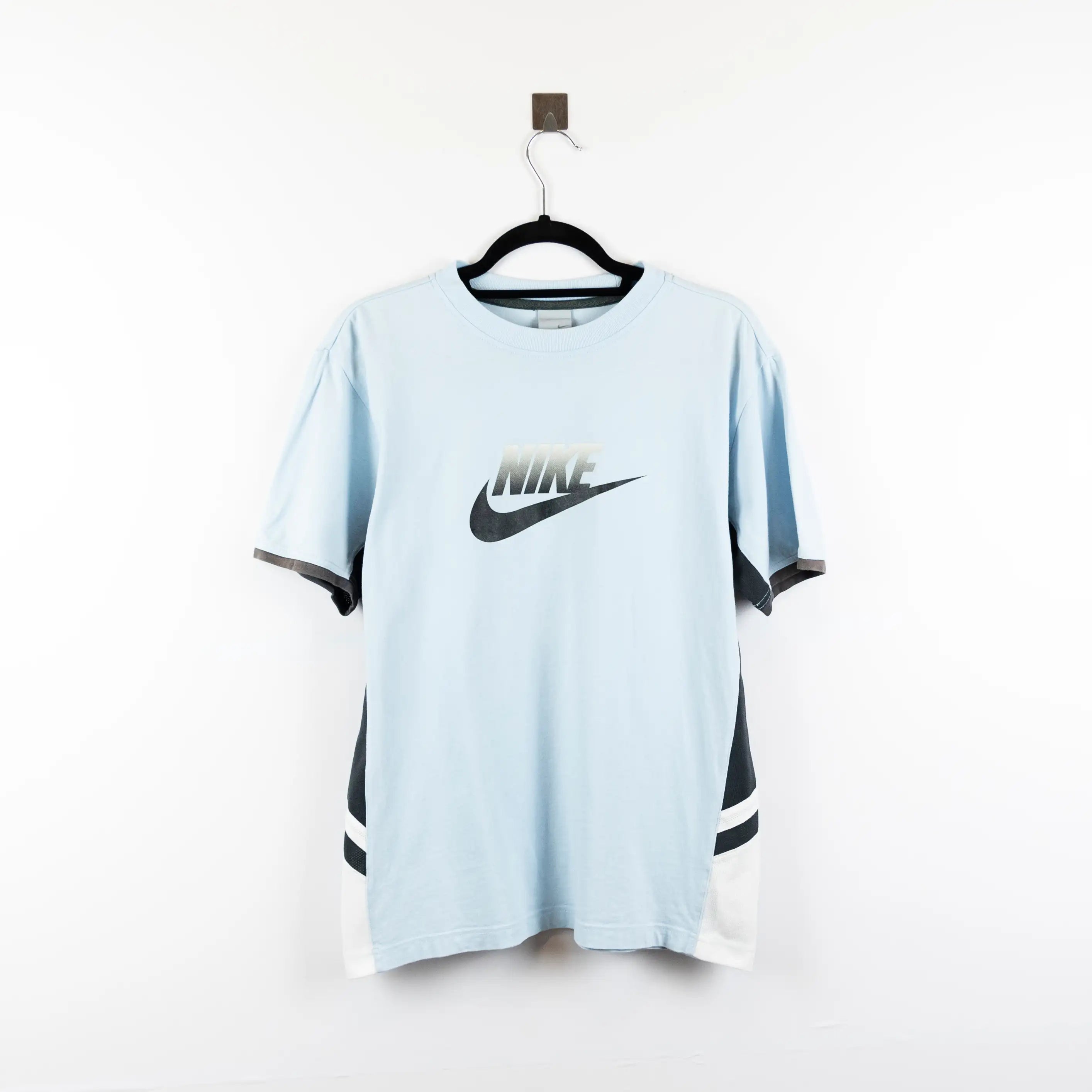 T-shirt con logo stampato - M