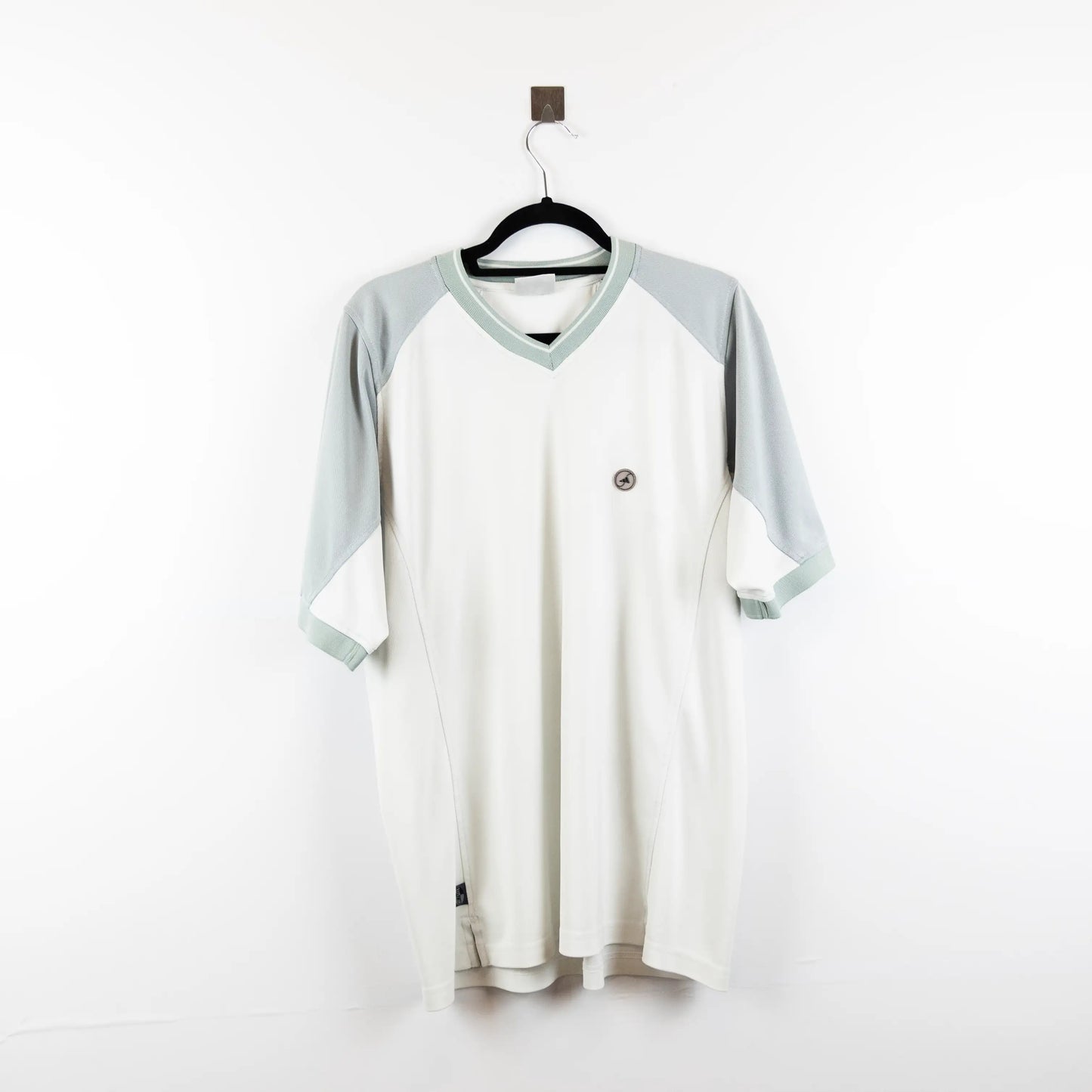 T-shirt sportiva con maniche a contrasto - L