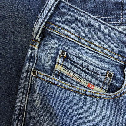 Jeans - W33 L32