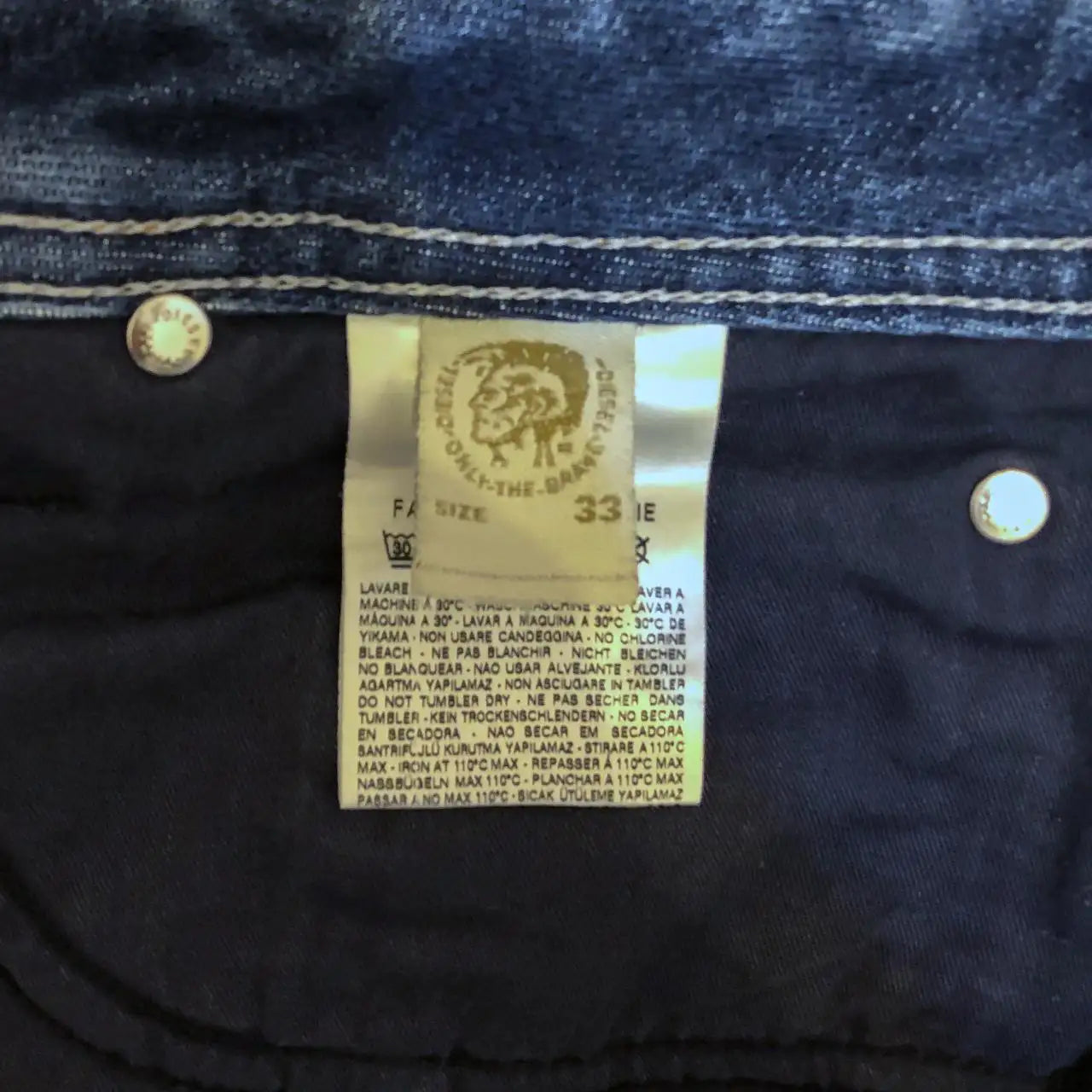 Jeans - W33 L32